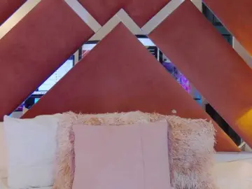 CharlotteDilucca  live sex cam