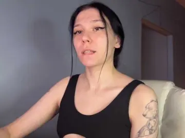 PinkDolly18  live sex cam