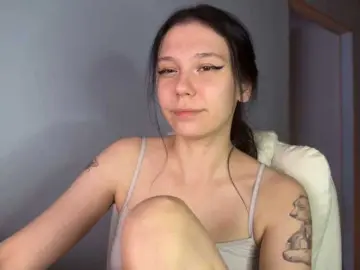 PinkDolly18  live sex cam