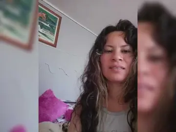 Rhaelya  live sex cam