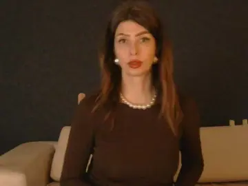 RoxySkyBlue  live sex cam