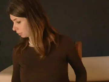 RoxySkyBlue  live sex cam