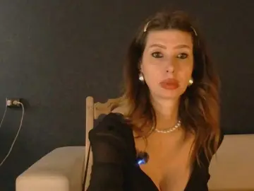 RoxySkyBlue  live sex cam
