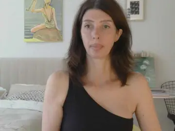 RoxySkyBlue  live sex cam