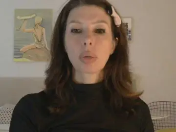 RoxySkyBlue  live sex cam