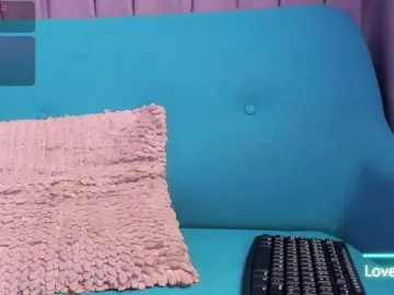 SaraRossi  live sex cam