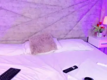 SheylaVega  live sex cam