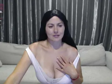 AriaShy  live sex cam