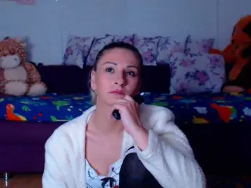 CassieSpell  live sex cam