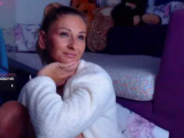 CassieSpell  live sex cam