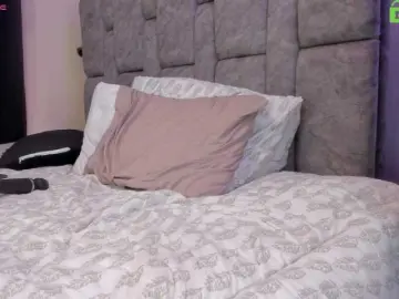 Danielasexya  live sex cam