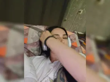 KarenClark  live sex cam