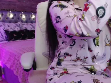 LadyOfDesire  live sex cam