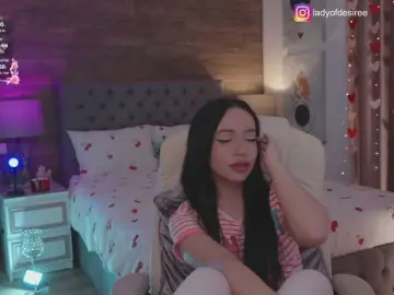 LadyOfDesire  live sex cam