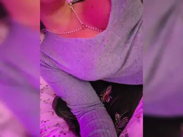 LadyOfDesire  live sex cam