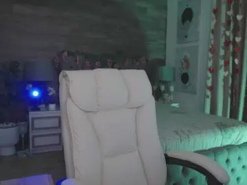 LadyOfDesire  live sex cam