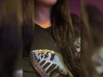 LadyOfDesire  live sex cam