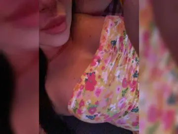 LadyOfDesire  live sex cam