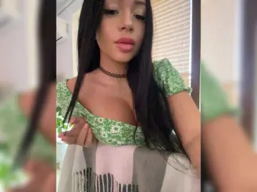 LadyOfDesire  live sex cam