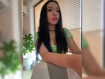 LadyOfDesire  live sex cam