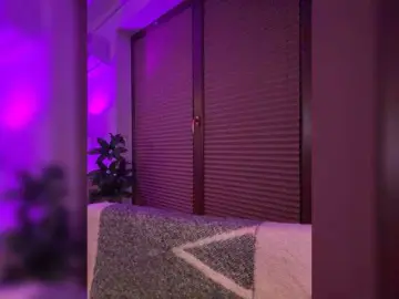 LadyOfDesire  live sex cam