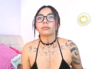 MissSoffiMorel  live sex cam
