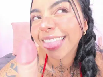 MissSoffiMorel  live sex cam