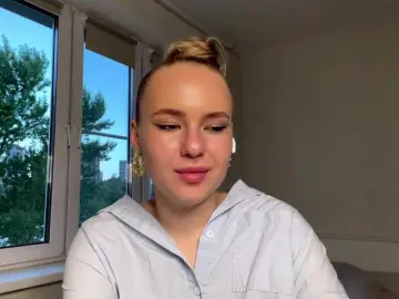 OdiliaVolking  live sex cam