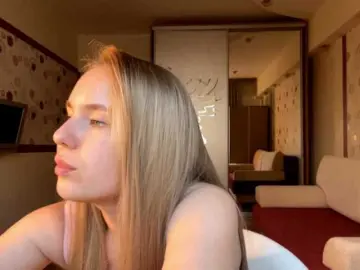 OdiliaVolking  live sex cam