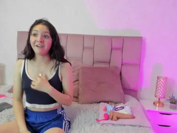 Pulis-bell  live sex cam