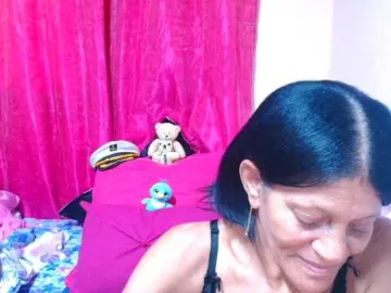SLUTTYROXY  live sex cam