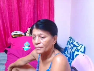SLUTTYROXY  live sex cam