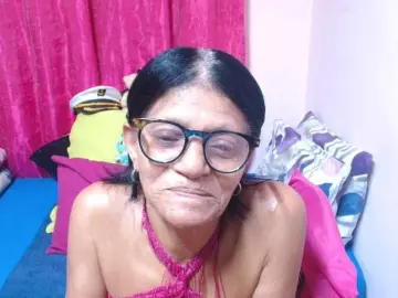 SLUTTYROXY  live sex cam