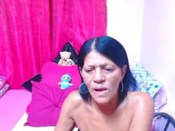 SLUTTYROXY  live sex cam