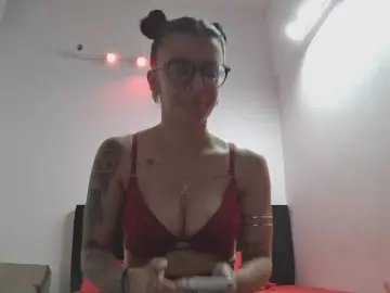 Selenmaison21  live sex cam