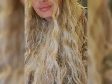 Sofaa  live sex cam