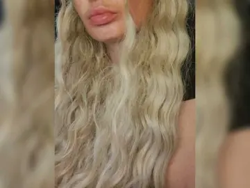 Sofaa  live sex cam