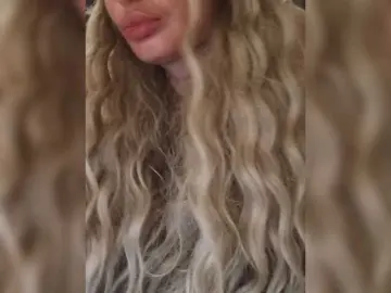 Sofaa  live sex cam