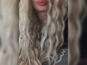 Sofaa  live sex cam
