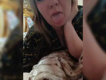 Sweetflowera  live sex cam