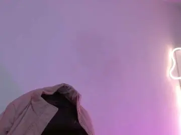 Damii-tay  live sex cam