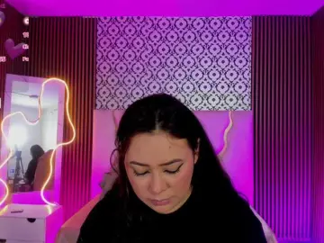 Damii-tay  live sex cam