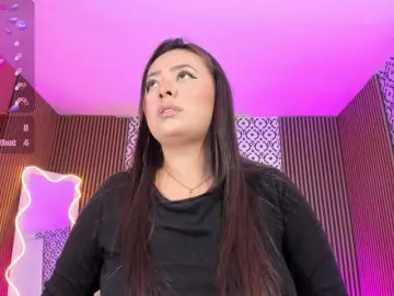 Damii-tay  live sex cam