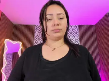 Damii-tay  live sex cam