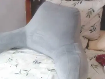 Sensualdoll  live sex cam