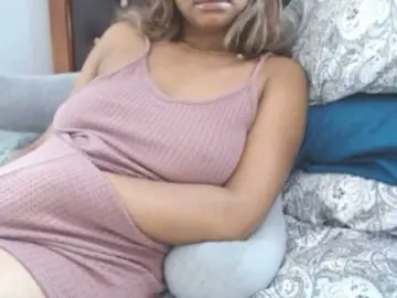 Sensualdoll  live sex cam