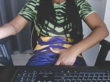 Sensualdoll  live sex cam