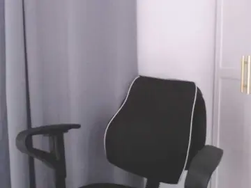 Sensualdoll  live sex cam