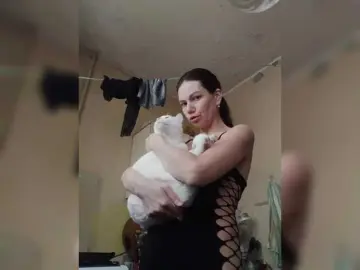 Zvezda2511  live sex cam