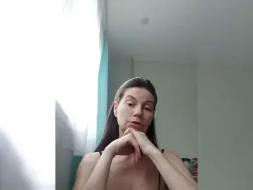 Zvezda2511  live sex cam